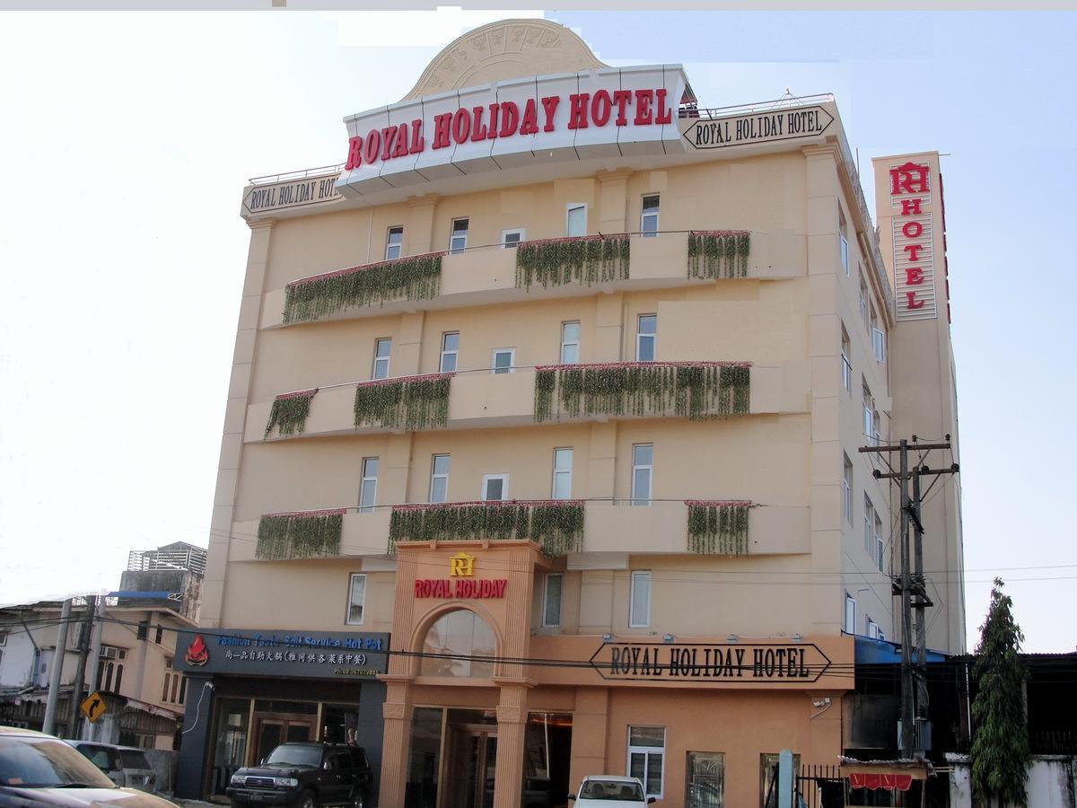 Royal Holiday Hotel Yangon Exteriör bild
